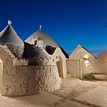 Trulli Lisanna - Luxury Trulli Estate With Pool Apartamento *