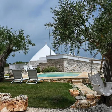 Trulli Lisanna - Exclusive Trulli With Private Pool Apartman