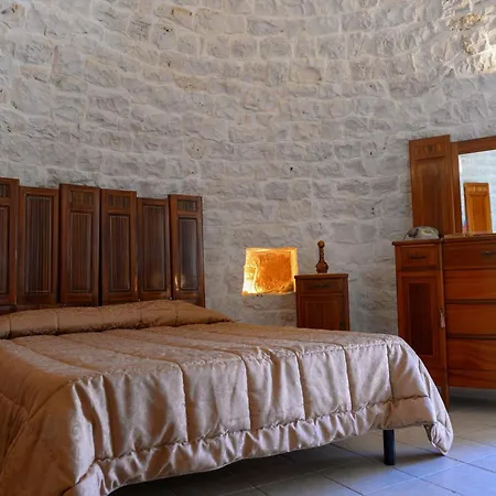 Апартаменты Trulli Lisanna - Luxury Trulli Estate With Pool Antonelli